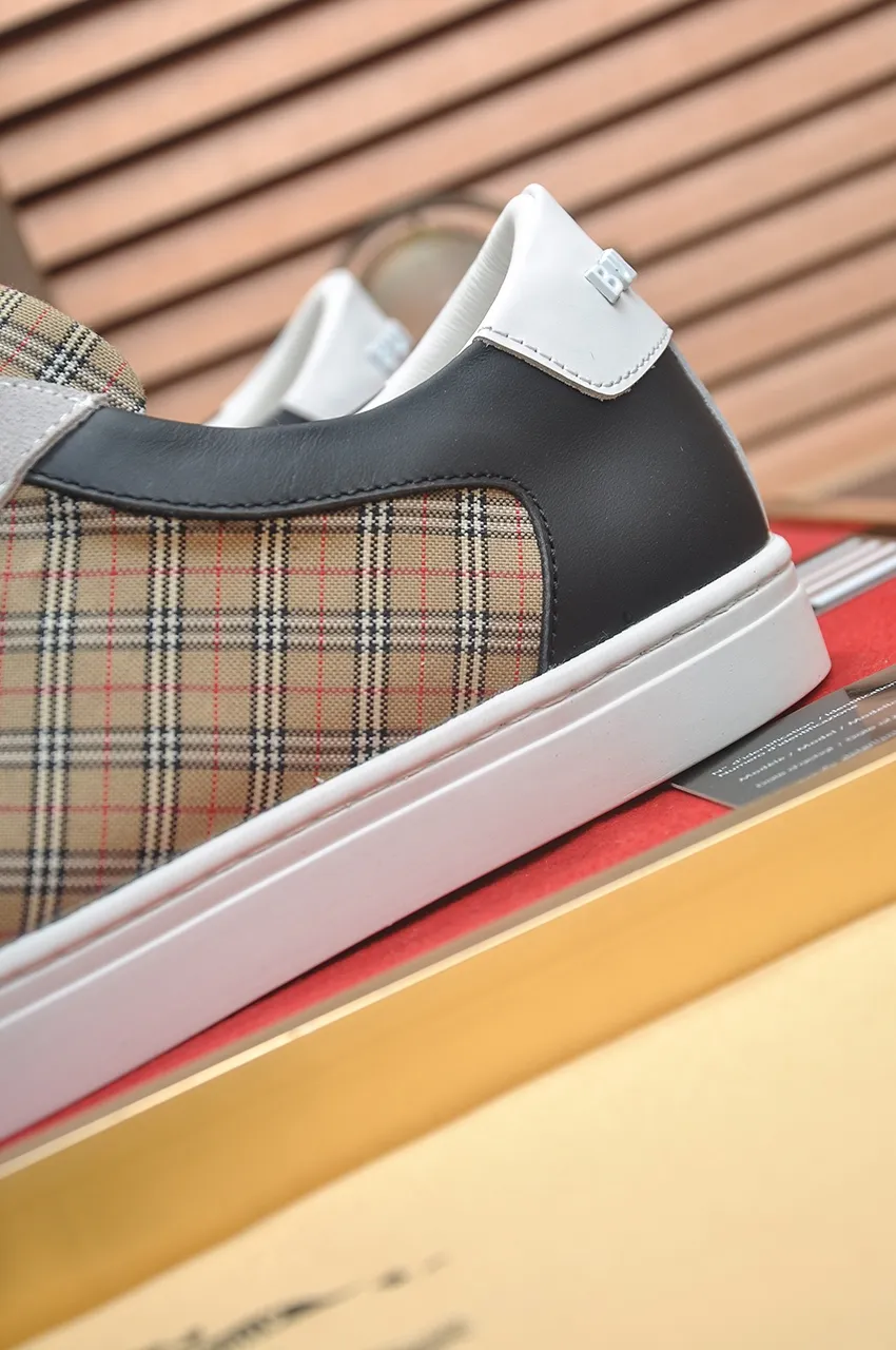 Men's shoes💰480💶[Burberry] (cowhide lining) classic low-top sneakers｜Imported cowhide with classic plaid fabric｜Cow leather lining｜Original outsole｜Fine workmanship and comfortable to wear Size: 38-44 (customized at 45)